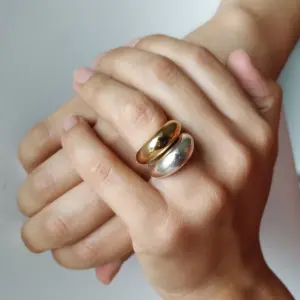 Anillo Geométrico en Arco